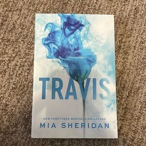Travis book by Mia Sheridan